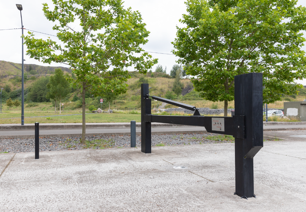 Barrière-articulée-autonome-Cerbère-stoppass